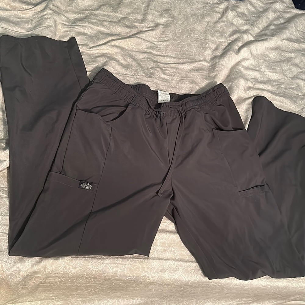 Scrub pants